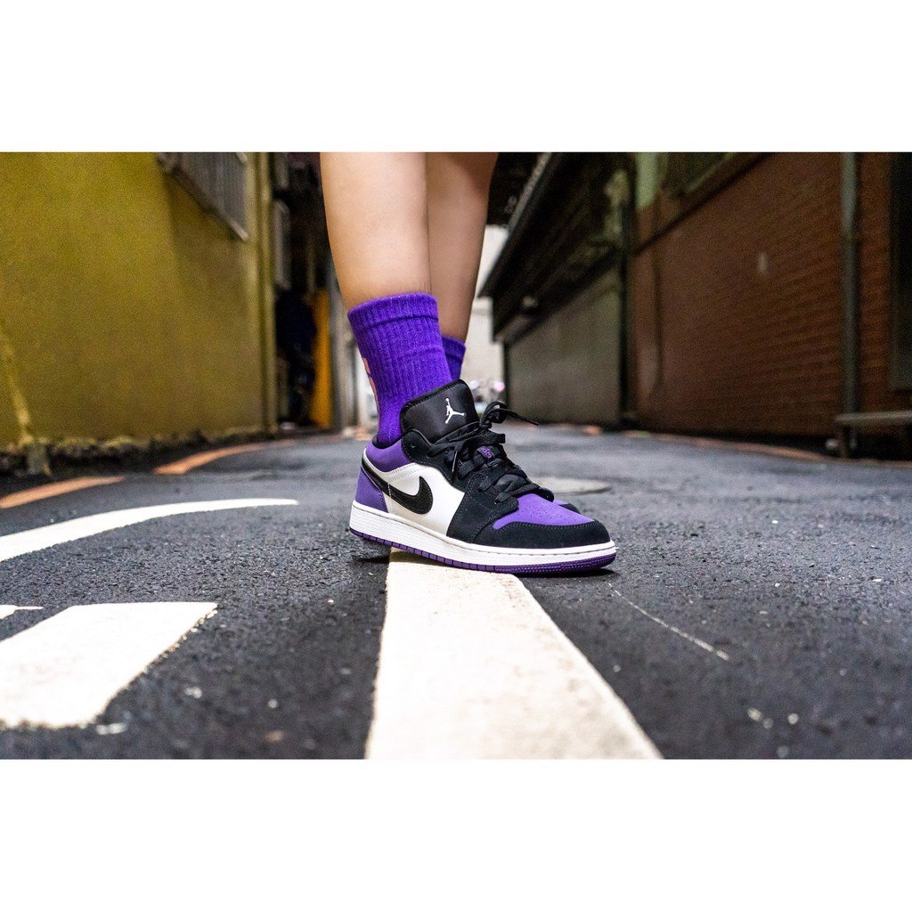 Giày Nike Air Jordan 1 Low Court Purple GS 553560-125