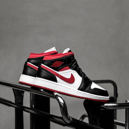 Giày Nike Air Jordan 1 Mid GS 'Black Gym Red' DJ4695 122