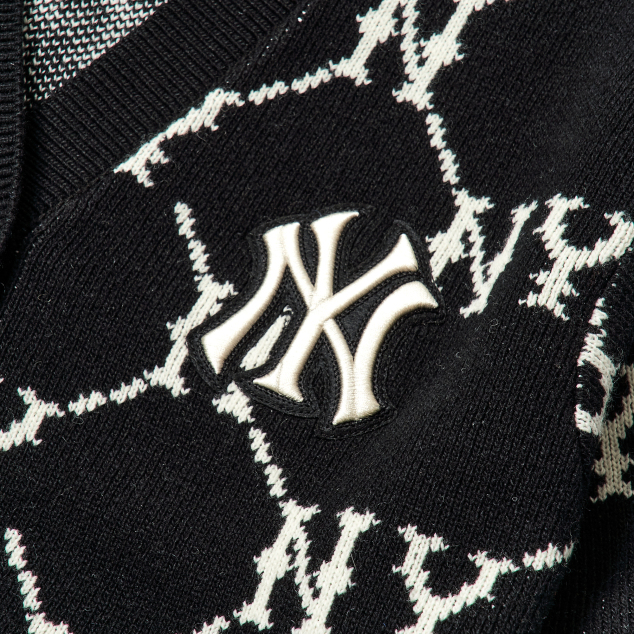 Áo len MLB Monogram Diamond Cardigan New York Yankees 3AKTM0214-50BKS
