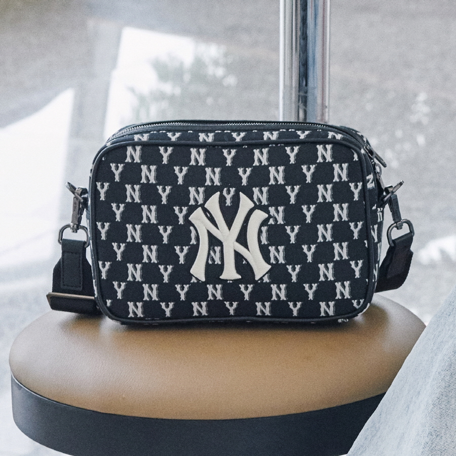 MLB Classic Monogram Jacquard Mini Crossbody Bag New York Yankees